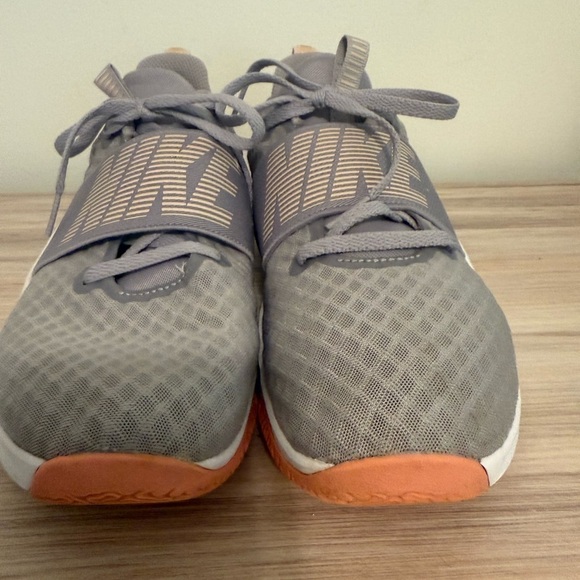 Nike Renew Womens 8 Gray Orange Athletic Running Shoes - Picture 2 of 6